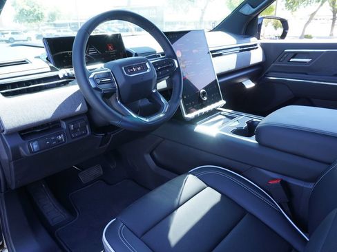 New 2026 GMC Sierra EV Elevation image 16