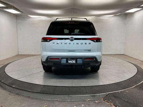 New 2026 Nissan Pathfinder Platinum image 4