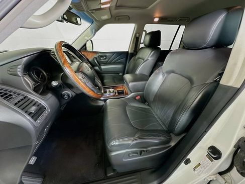 Used 2016 INFINITI QX80 4WD w/ Deluxe Technology Package image 13