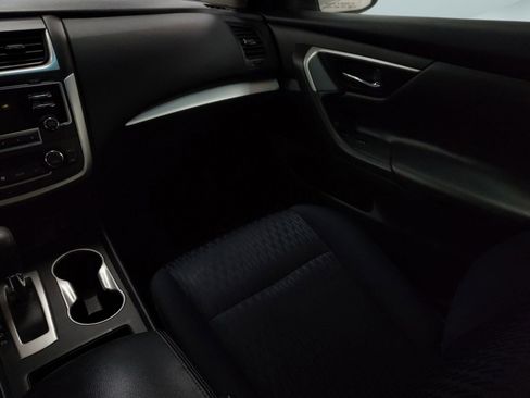 Used 2017 Nissan Altima 2.5 SV image 24