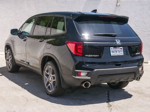 Used 2023 Honda Passport EX-L image 6