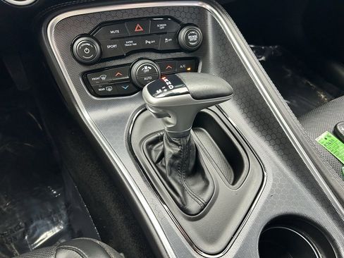 Certified 2018 Dodge Challenger GT image 24