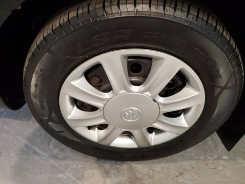 Used 2006 Buick LaCrosse CX FWD image 28