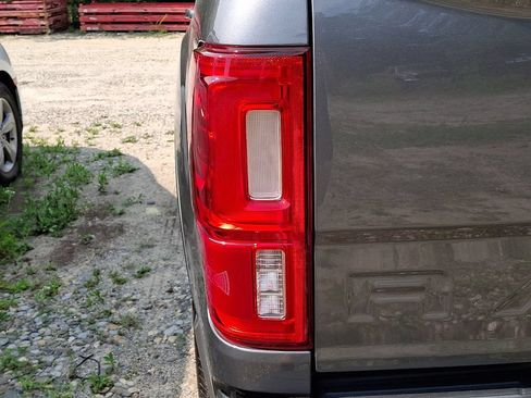 Used 2022 Ford Ranger Lariat AWD/4WD image 9