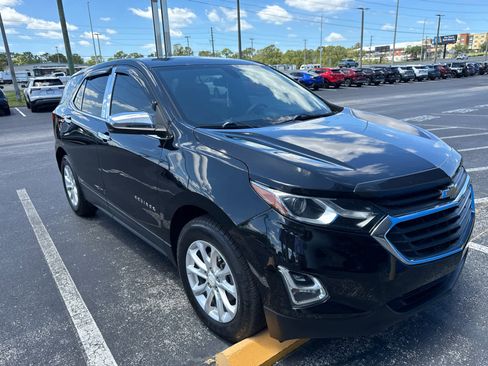 Used 2019 Chevrolet Equinox LT FWD image 3