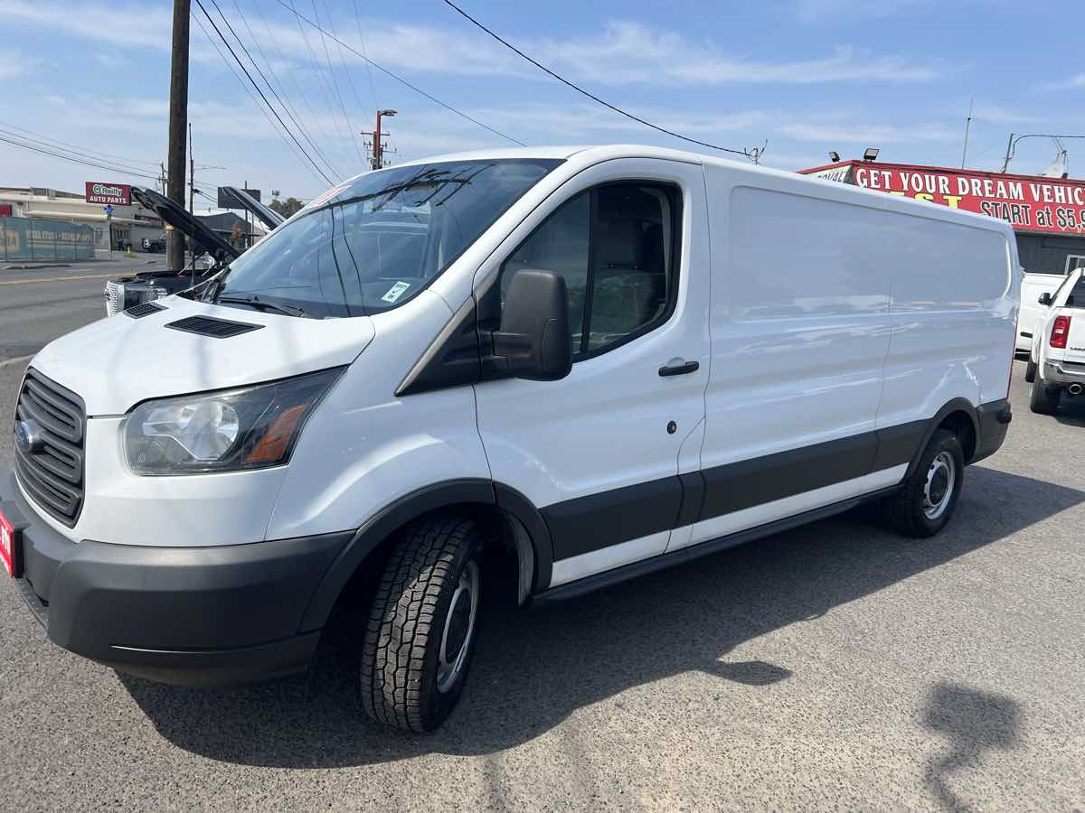 Used 2017 Ford Transit 150 148 Low Roof RWD image 3