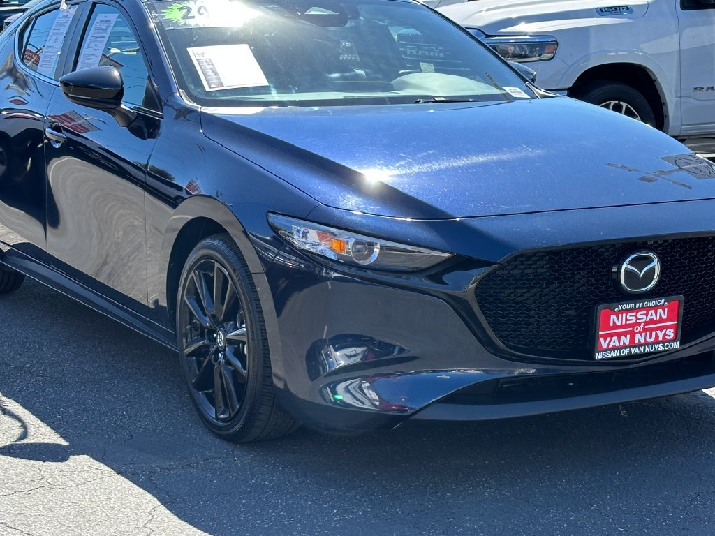 Used 2024 MAZDA MAZDA3 s FWD image 11