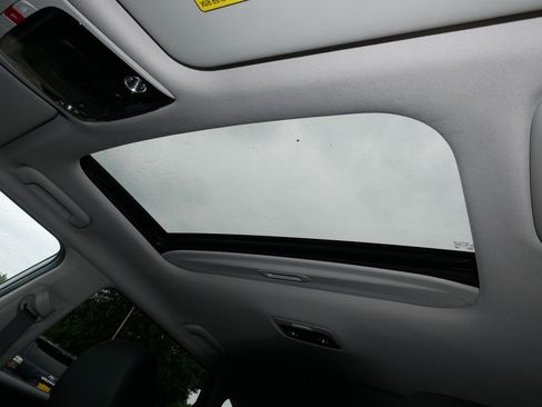 Used 2024 Kia Seltos EX AWD/4WD image 34