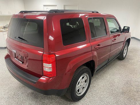 Used 2015 Jeep Patriot Sport w/ Power Value Group image 5