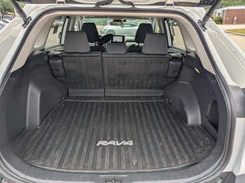 Used 2024 Toyota RAV4 XLE w/ Convenience Package AWD/4WD image 13