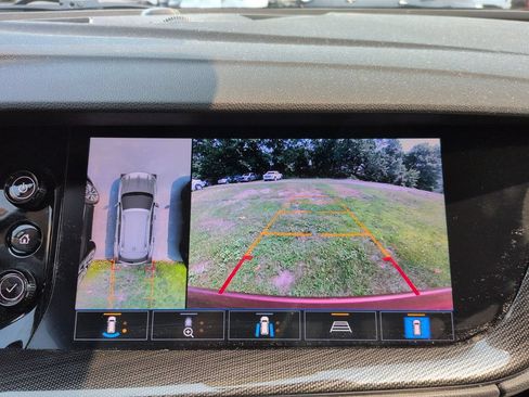 Used 2021 Buick Envision Essence w/ Technology Package I AWD/4WD image 10