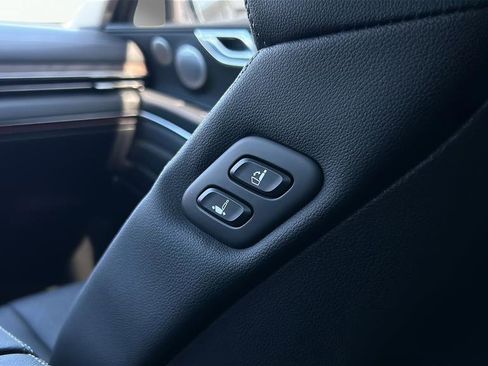 New 2026 Genesis GV80 2.5T Advanced AWD/4WD image 32