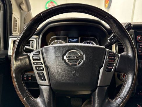 Used 2018 Nissan Titan Platinum Reserve w/ Platinum Utility Package image 29