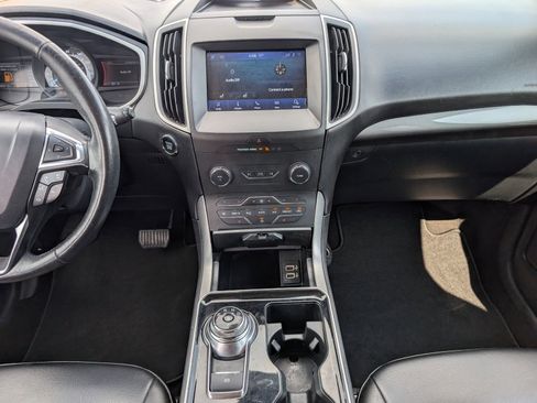 Used 2020 Ford Edge SEL FWD image 7