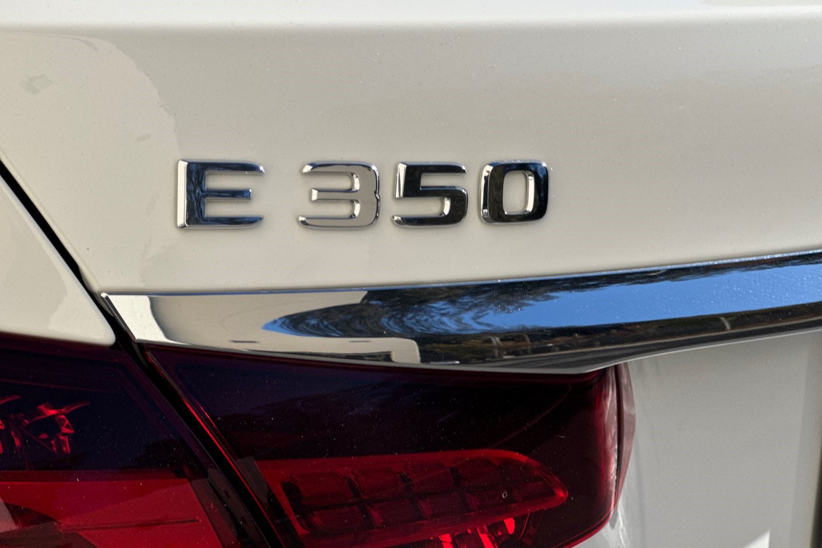 Used 2022 Mercedes-Benz E 350 Sedan image 28