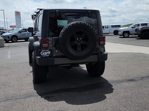 Used 2017 Jeep Wrangler Unlimited Sport AWD/4WD image 3