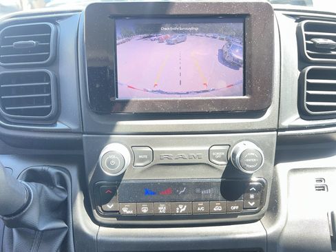 Used 2025 RAM ProMaster 2500 w/ U-Haul Equipment Group FWD image 4