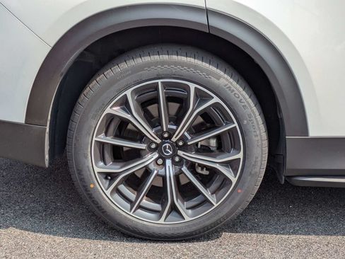 Certified 2025 MAZDA CX-70 Plug-In Hybrid w/ Premium Plus AWD/4WD image 11