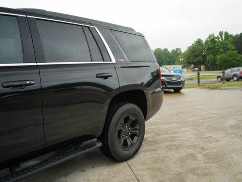 Used 2019 Chevrolet Tahoe LT w/ Luxury Package AWD/4WD image 22