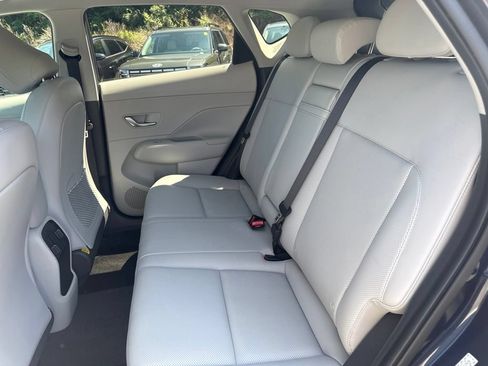 Used 2024 Hyundai Kona Limited AWD/4WD image 37