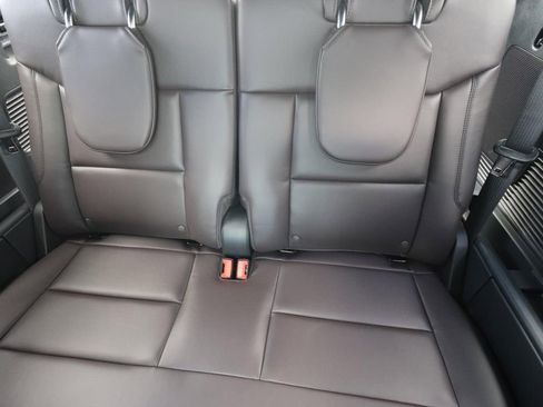 Used 2026 Ford Explorer Platinum RWD image 15