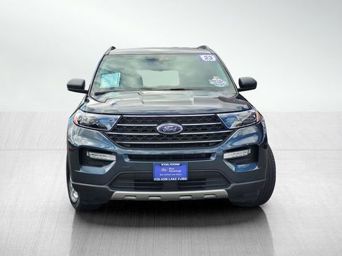 Certified 2023 Ford Explorer XLT w/ Equipment Group 202A RWD image 2
