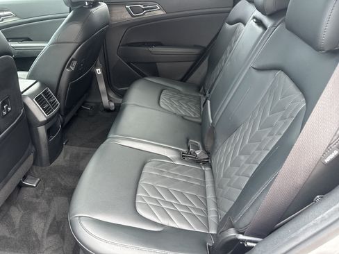 Used 2024 Kia Sportage X-Pro Prestige AWD/4WD image 9