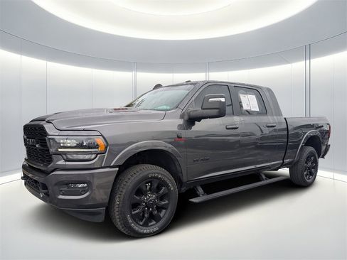 Used 2023 RAM 2500 Limited image 7