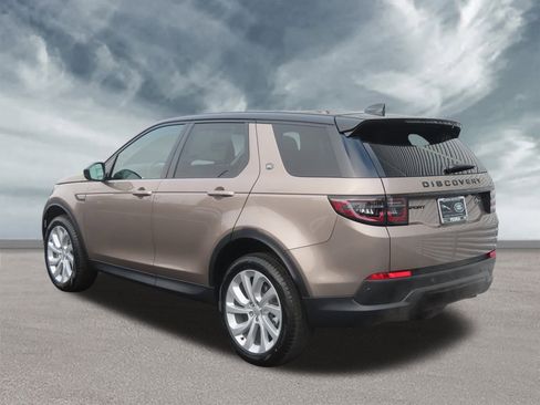 Used 2023 Land Rover Discovery Sport S image 2