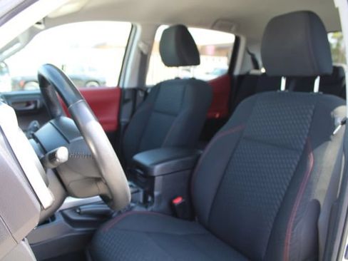Used 2023 Toyota Tacoma SR5 RWD image 34