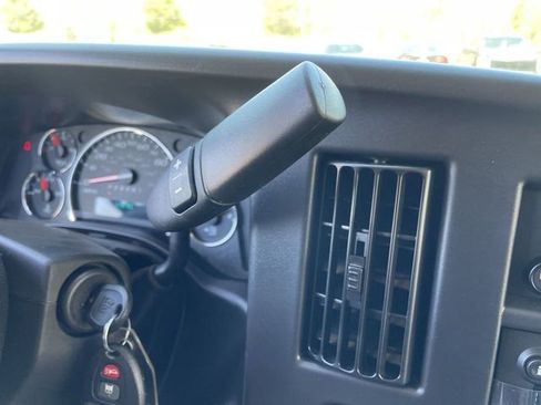New 2026 Chevrolet Express 2500 w/ Driver Convenience Package RWD image 20