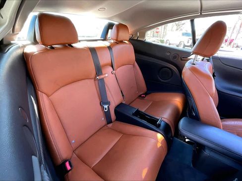 Used 2013 Lexus IS 250C w/ Luxury Pkg image 18