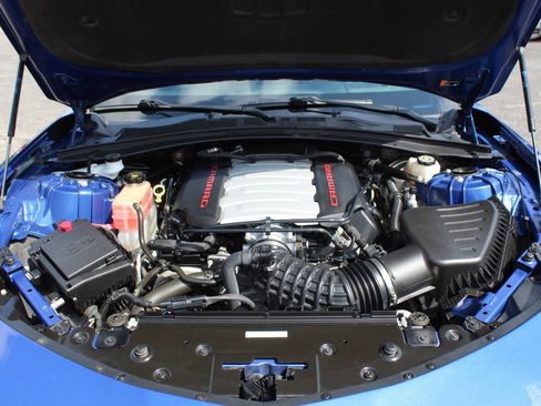 Used 2023 Chevrolet Camaro SS RWD image 8