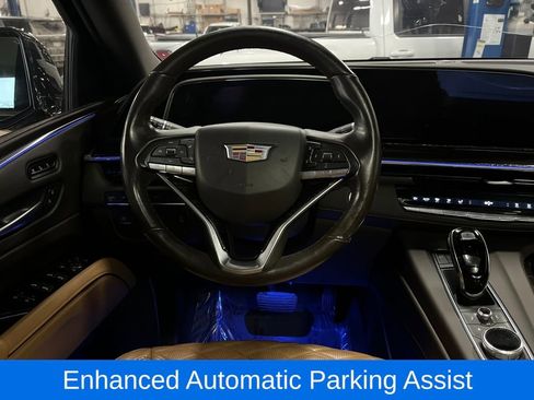 Used 2021 Cadillac Escalade Premium Luxury image 29