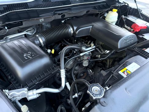 Used 2015 RAM 1500 Express image 47