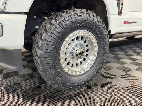 Used 2023 Ford F350 Limited w/ FX4 Off-Road Package AWD/4WD image 8