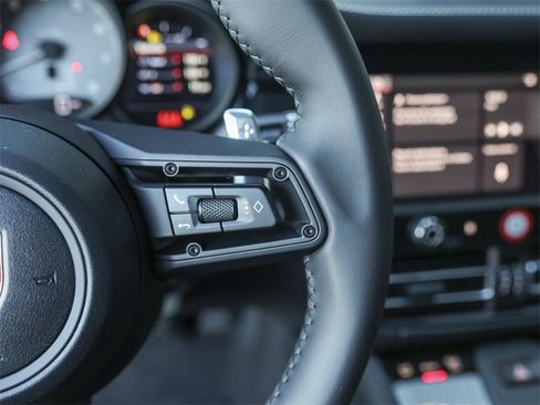 New 2026 Porsche Macan S image 21