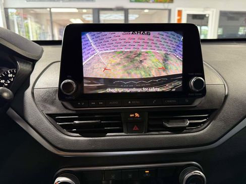 Used 2021 Nissan Altima 2.5 SV image 22