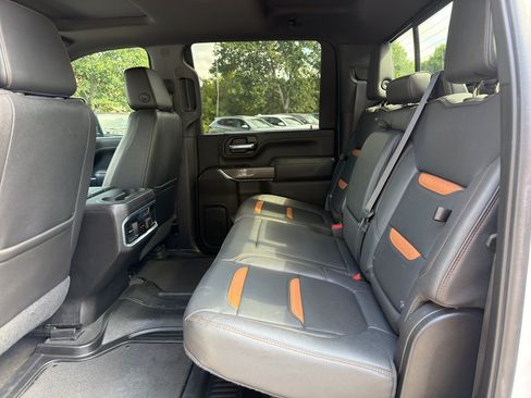 Used 2022 GMC Sierra 2500 AT4 w/ AT4 Premium Plus Package AWD/4WD image 30