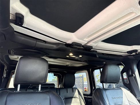 Certified 2023 Jeep Wrangler Unlimited Sahara w/ Cold Weather Group image 24