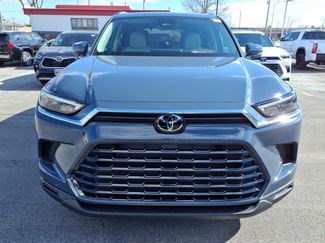 Used 2026 Toyota Grand Highlander AWD video 2