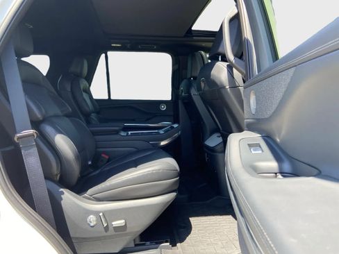 Used 2025 Lincoln Navigator Reserve w/ Jet Appearance Package AWD/4WD image 20