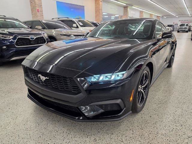 Used 2024 Ford Mustang Premium RWD image 2