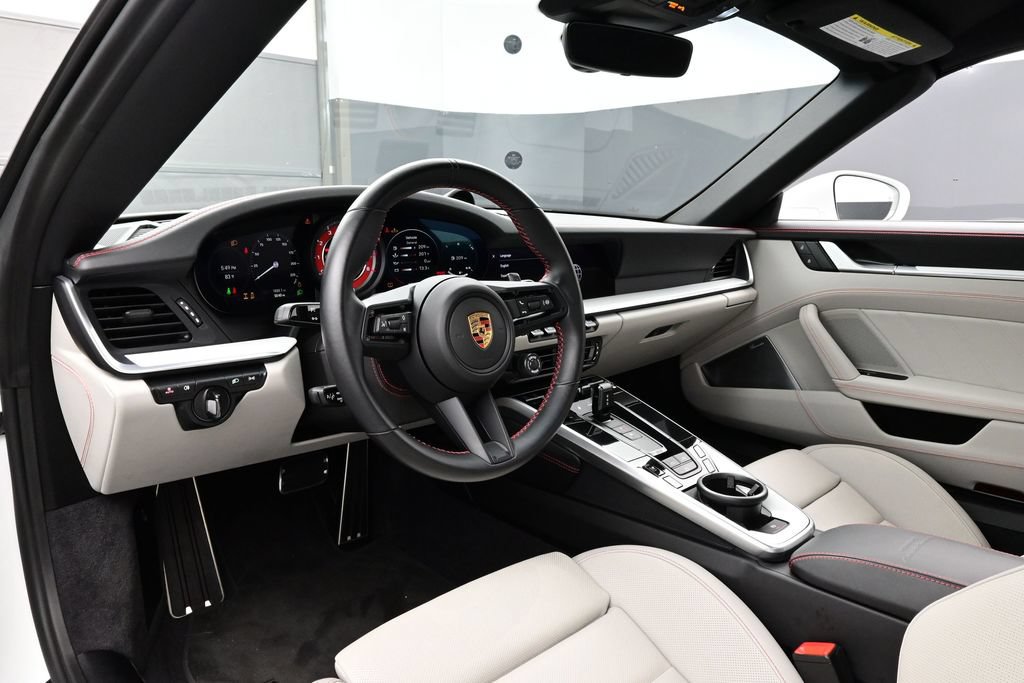 Certified 2024 Porsche 911 Turbo AWD/4WD image 4