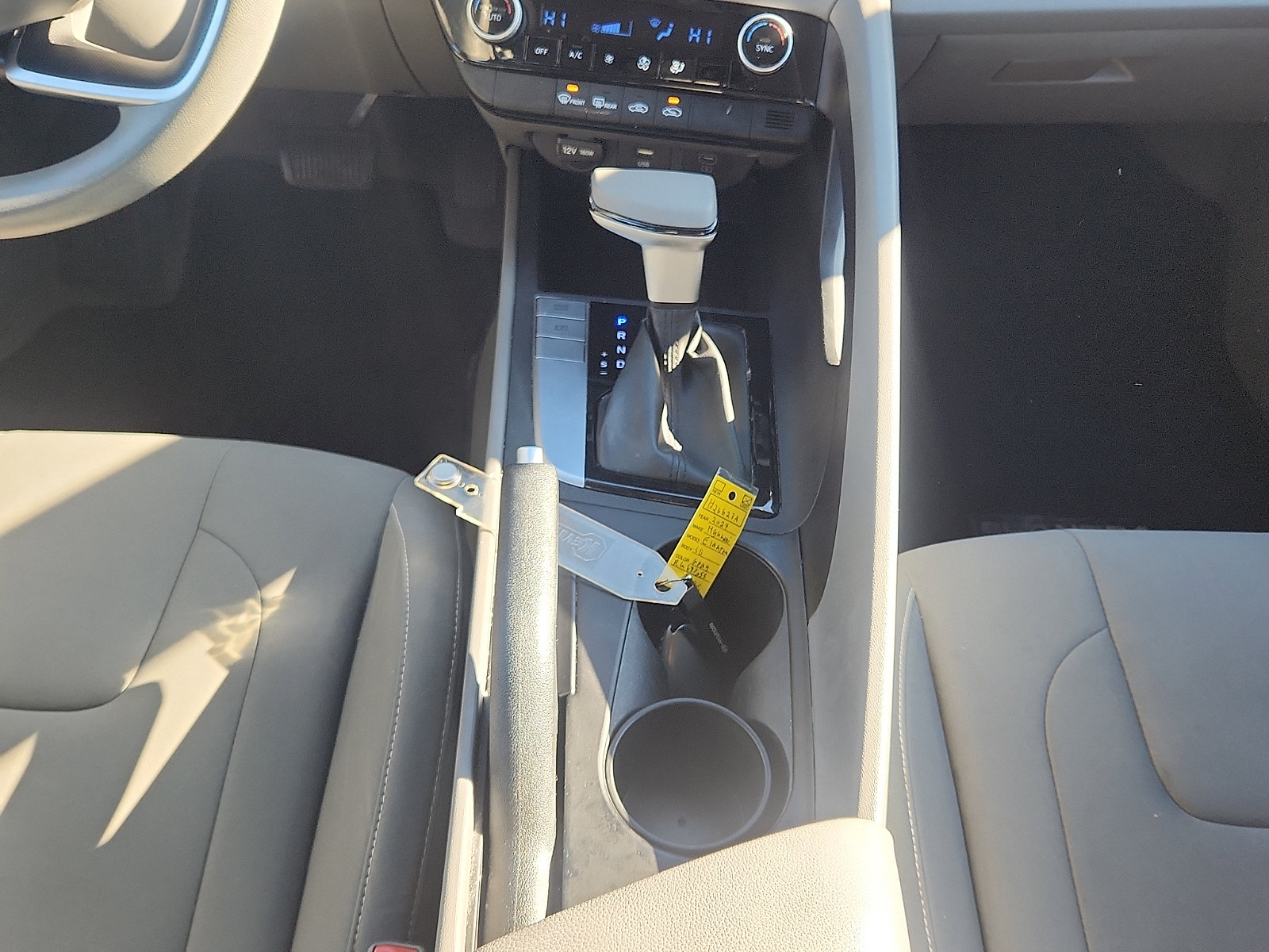 Certified 2024 Hyundai Elantra SEL FWD image 18