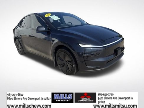 Used 2026 Tesla Model Y Long Range AWD/4WD image 7