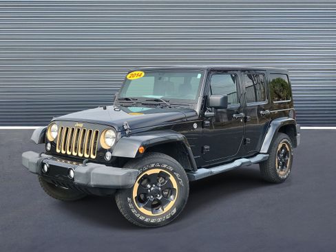 Used 2014 Jeep Wrangler Unlimited Sahara image 1