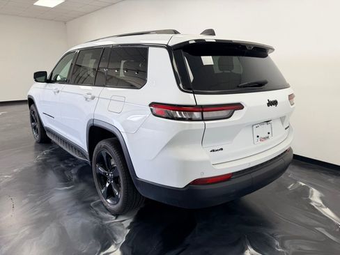Used 2024 Jeep Grand Cherokee L Limited w/ Luxury Tech Group II AWD/4WD image 22