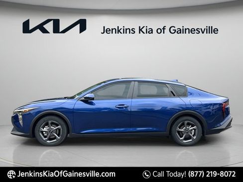 New 2026 Kia K4 FWD image 6