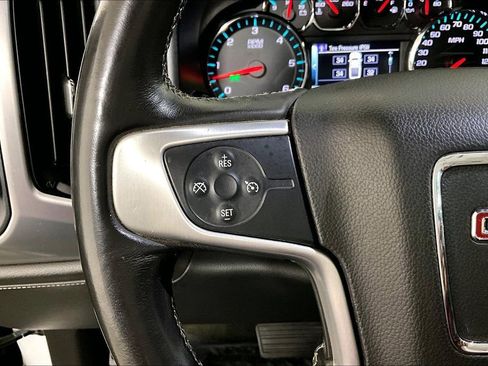 Used 2018 GMC Sierra 1500 SLE image 18
